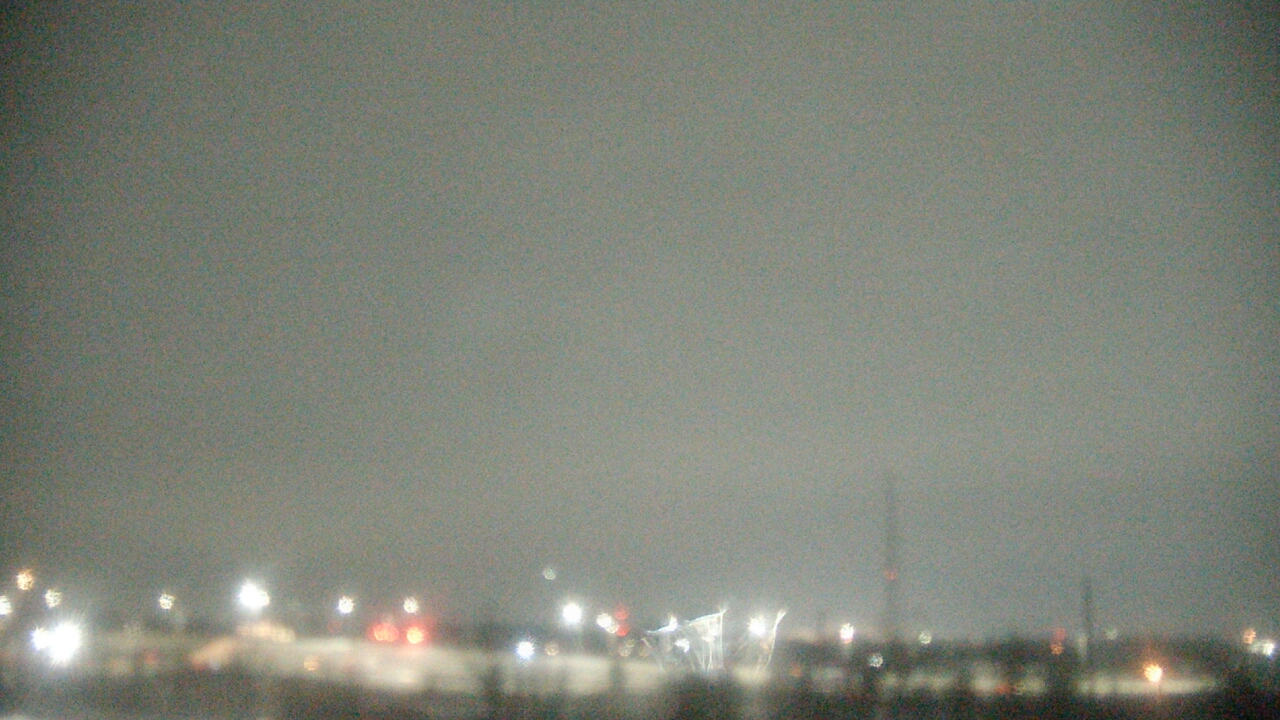 Thumbnail for current weather camera view from Lemont Twp Community Center in Lemont, Illinois