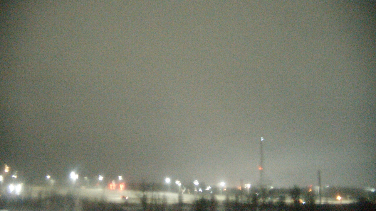 Thumbnail for current weather camera view from Lemont Twp Community Center in Lemont, Illinois