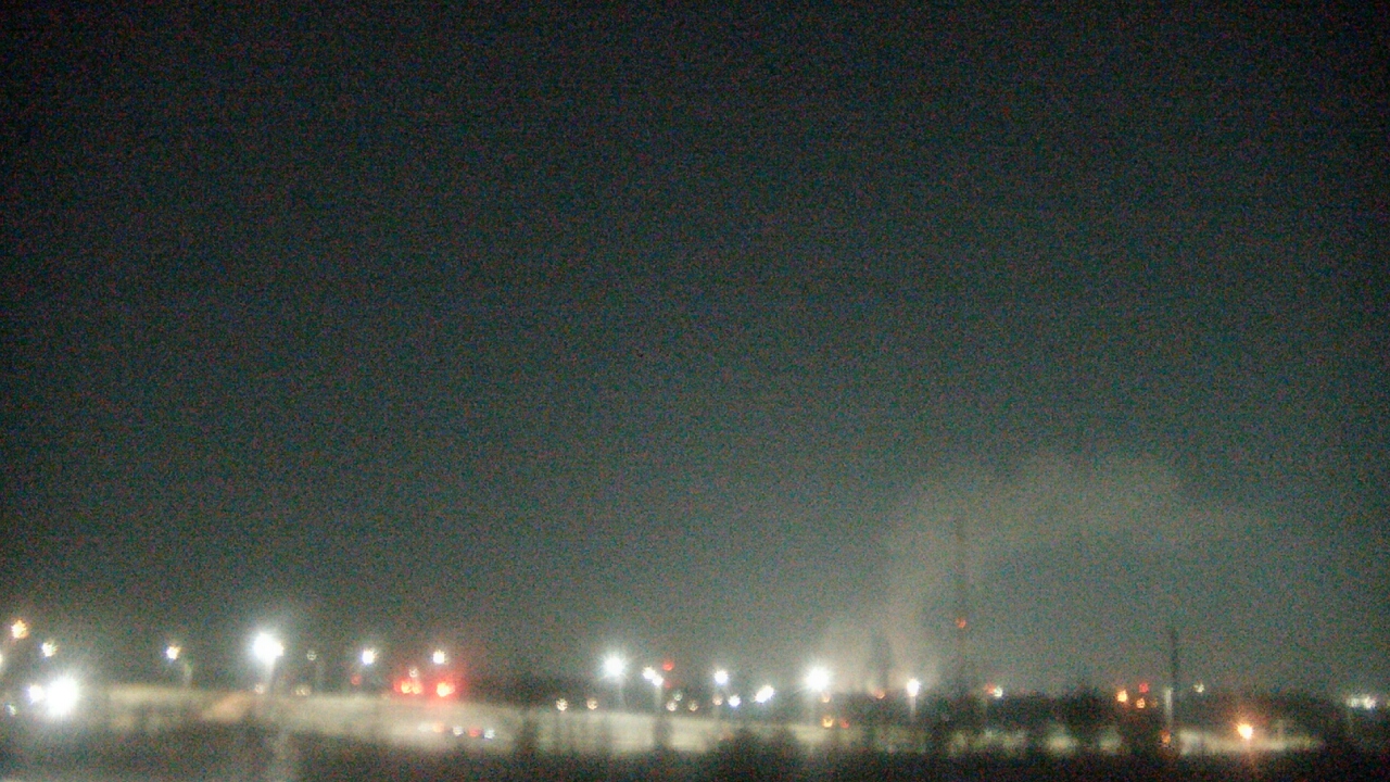 Thumbnail for current weather camera view from Lemont Twp Community Center in Lemont, Illinois