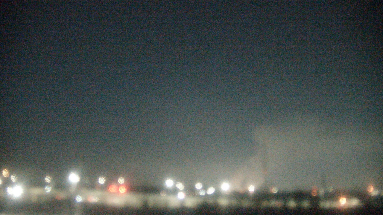 Thumbnail for current weather camera view from Lemont Twp Community Center in Lemont, Illinois