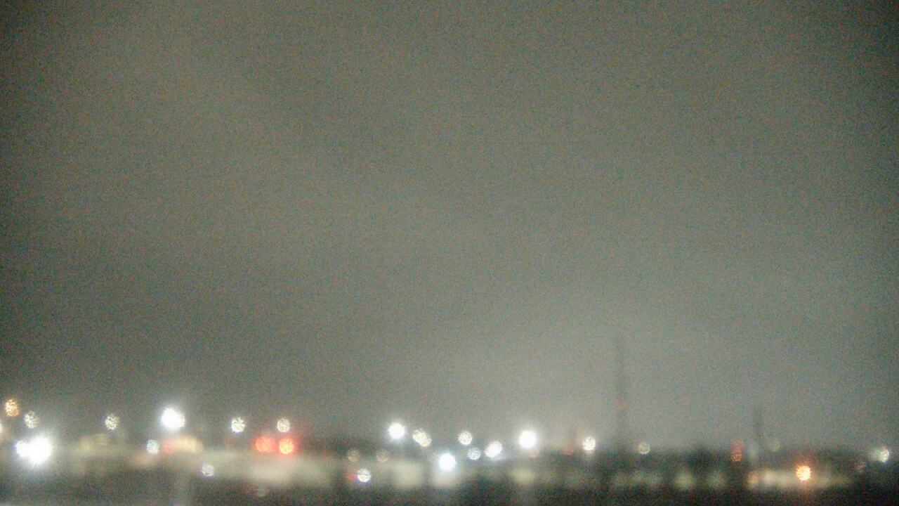 Thumbnail for current weather camera view from Lemont Twp Community Center in Lemont, Illinois