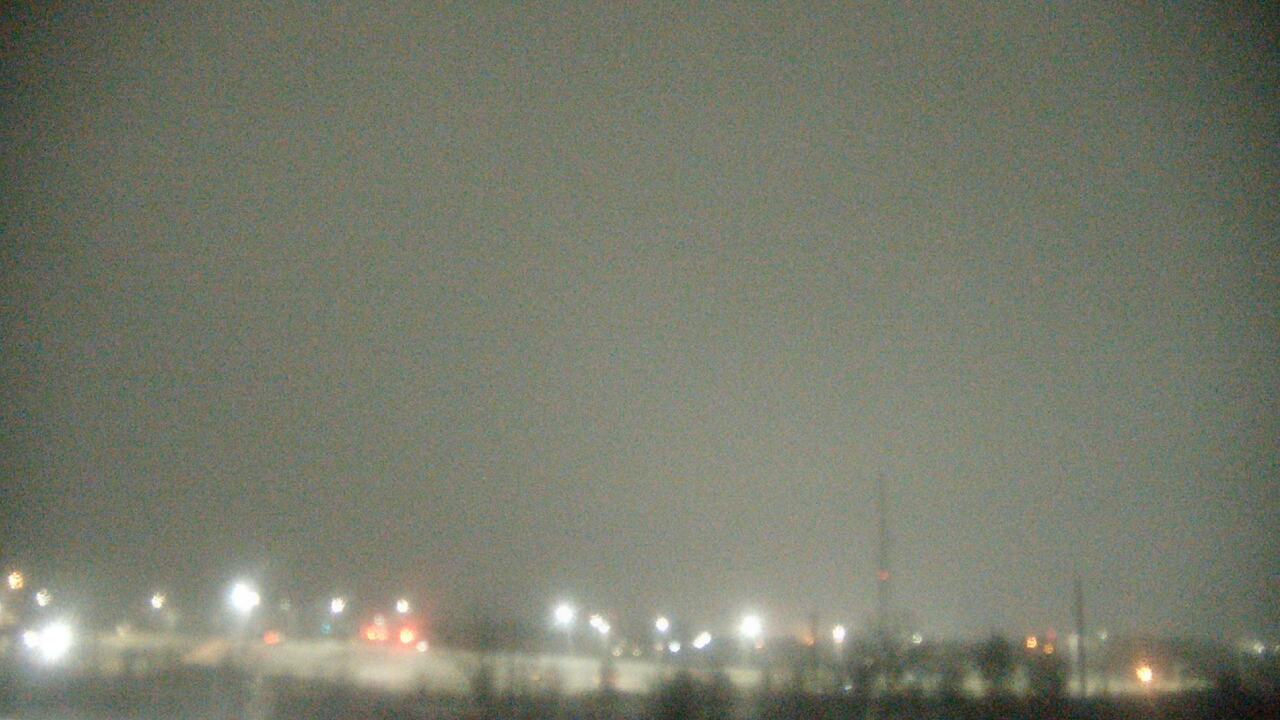 Thumbnail for current weather camera view from Lemont Twp Community Center in Lemont, Illinois