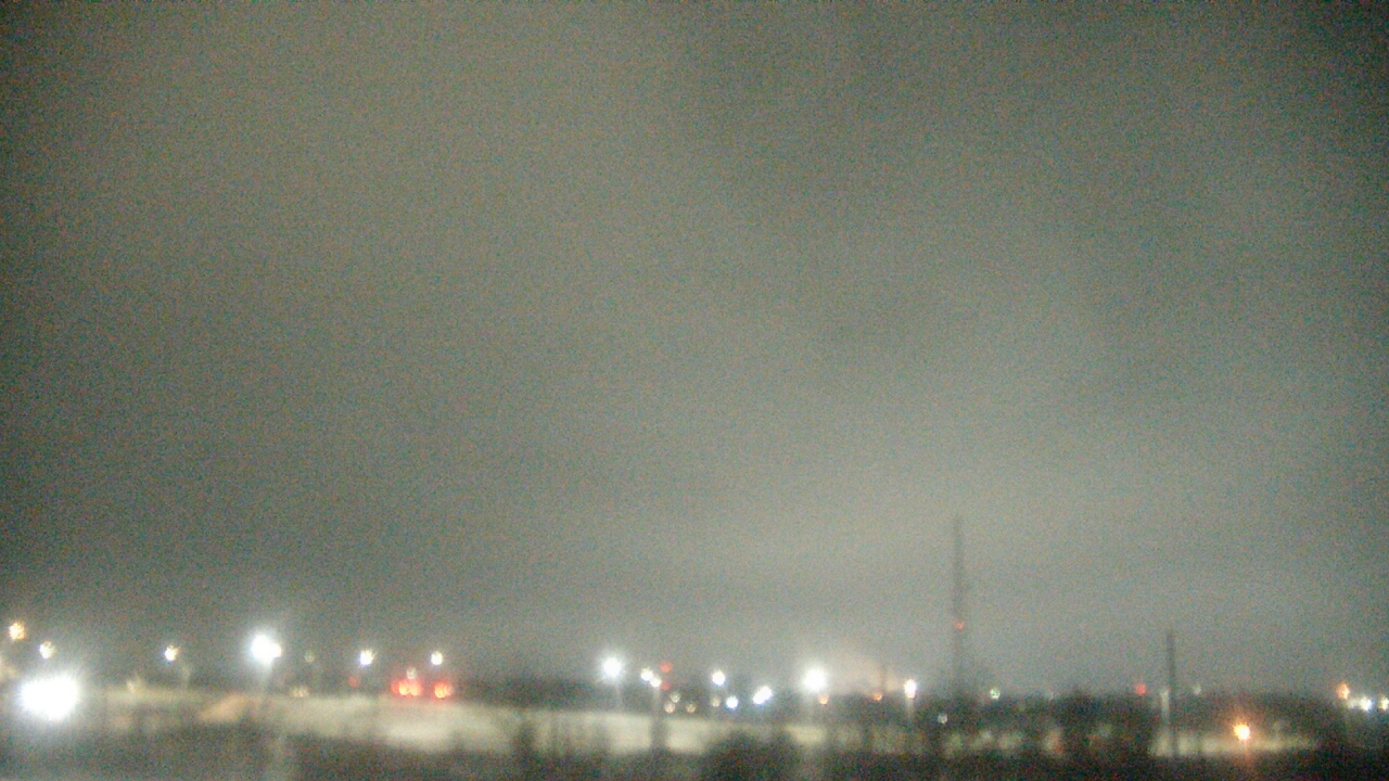 Thumbnail for current weather camera view from Lemont Twp Community Center in Lemont, Illinois