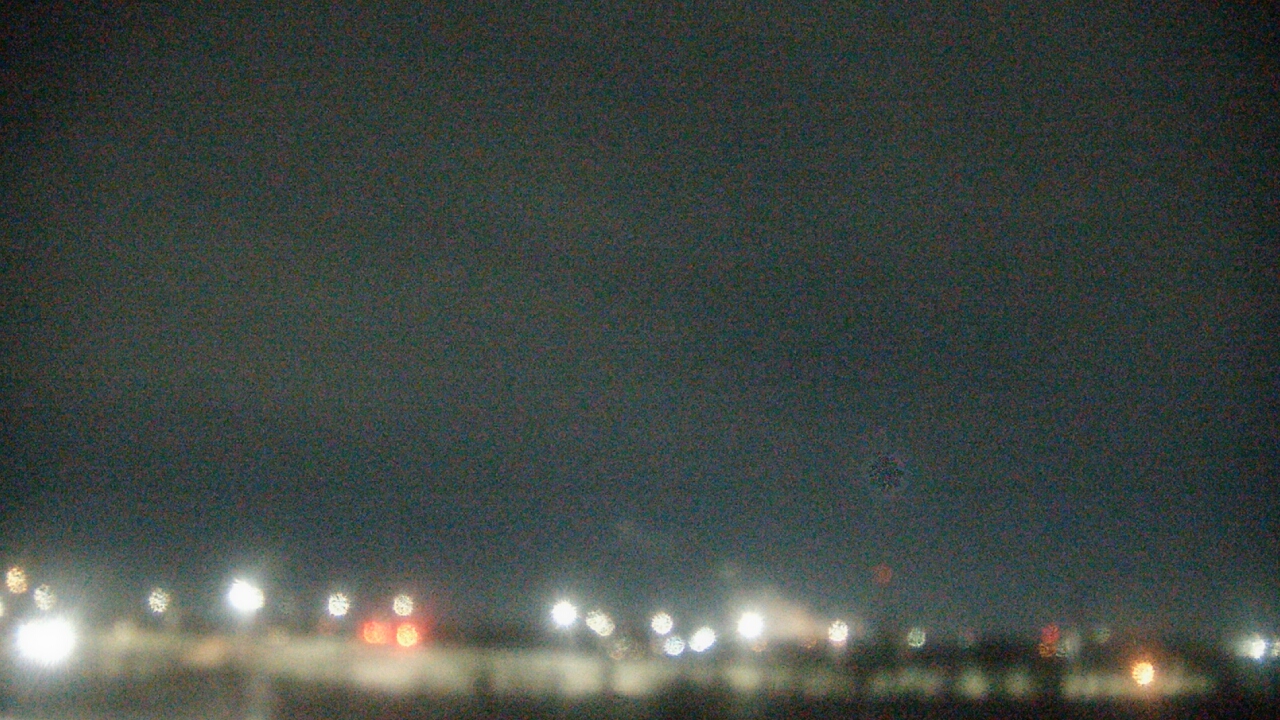 Thumbnail for current weather camera view from Lemont Twp Community Center in Lemont, Illinois