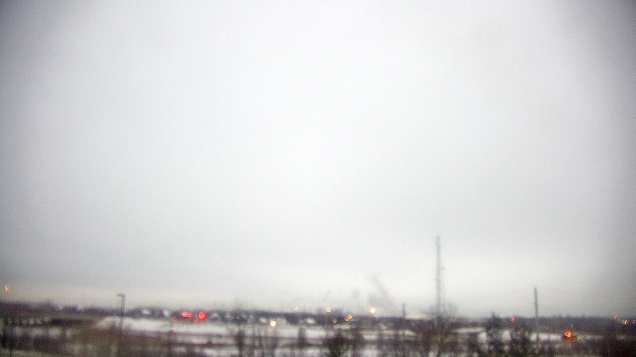 Thumbnail for current weather camera view from Lemont Twp Community Center in Lemont, Illinois