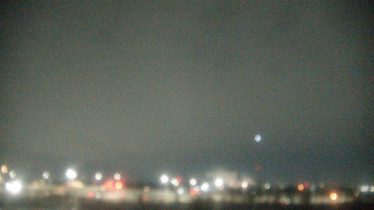 Thumbnail for current weather camera view from Lemont Twp Community Center in Lemont, Illinois