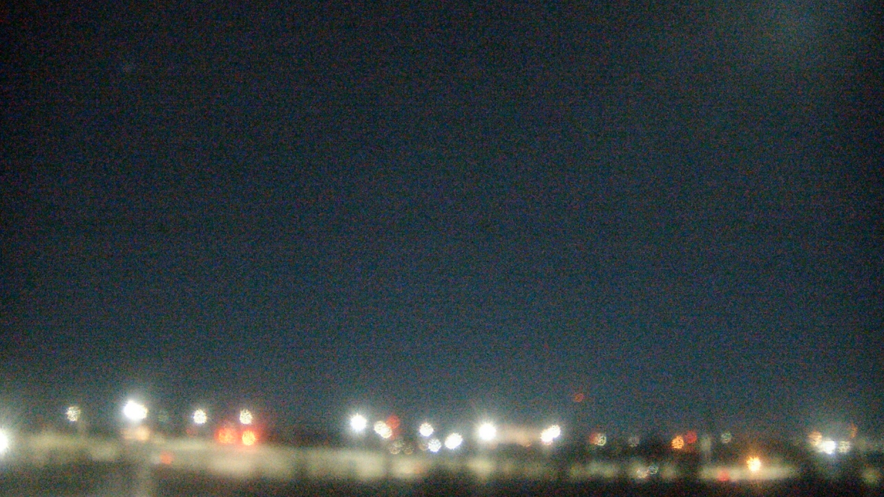 Thumbnail for current weather camera view from Lemont Twp Community Center in Lemont, Illinois