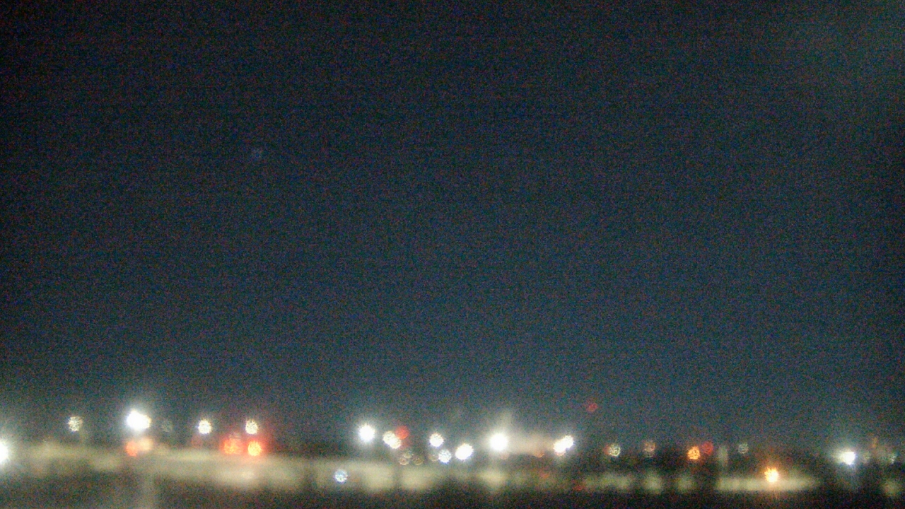 Thumbnail for current weather camera view from Lemont Twp Community Center in Lemont, Illinois