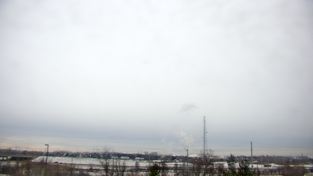 Thumbnail for current weather camera view from Lemont Twp Community Center in Lemont, Illinois