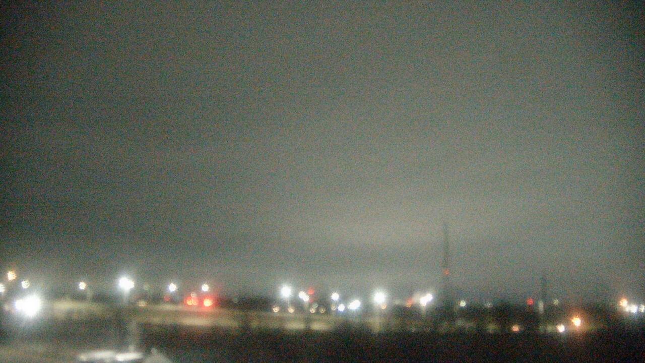 Thumbnail for current weather camera view from Lemont Twp Community Center in Lemont, Illinois