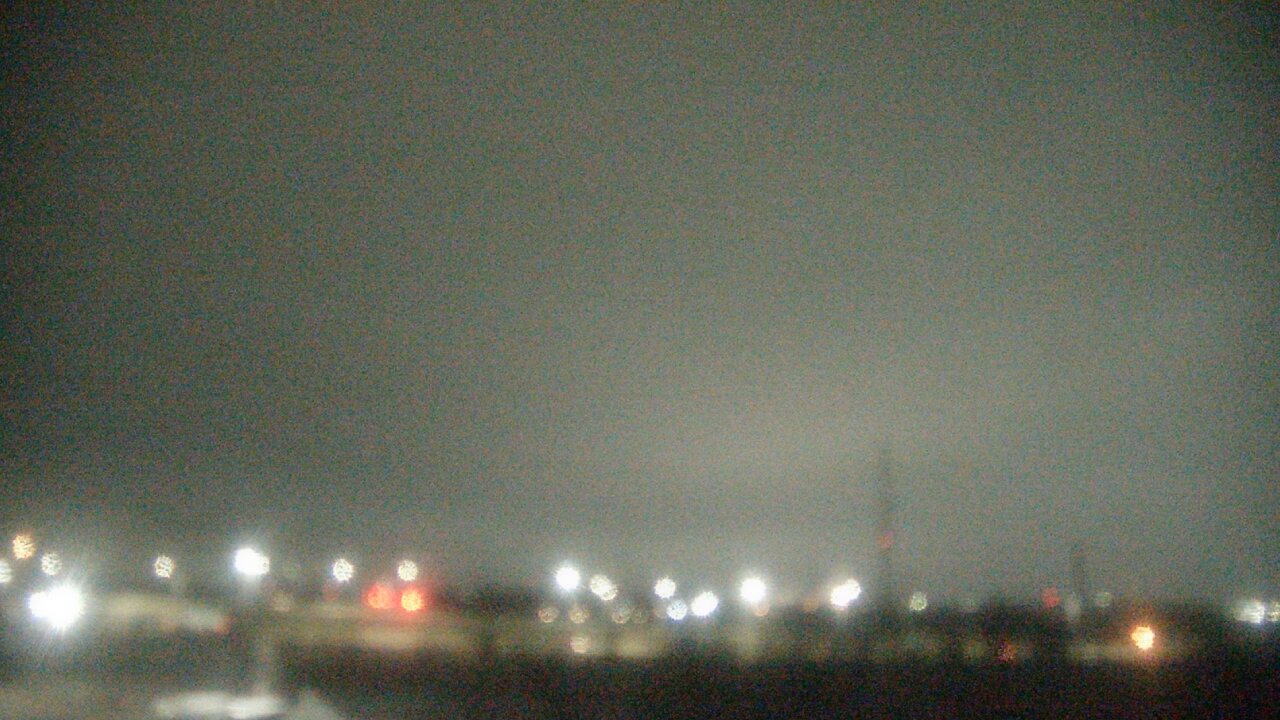 Thumbnail for current weather camera view from Lemont Twp Community Center in Lemont, Illinois