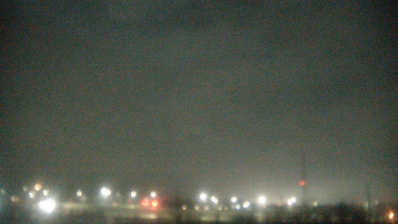 Thumbnail for current weather camera view from Lemont Twp Community Center in Lemont, Illinois