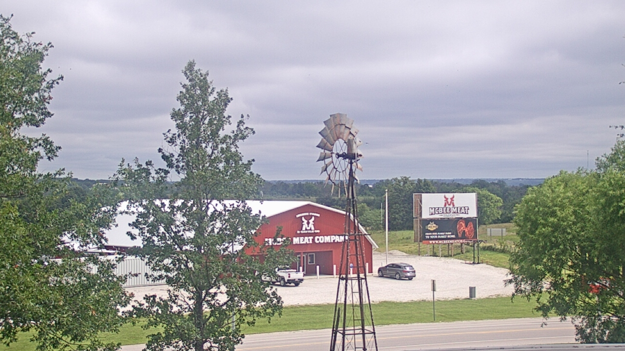 Thumbnail for current weather camera view from Amish Country Store in Lamoni, Iowa