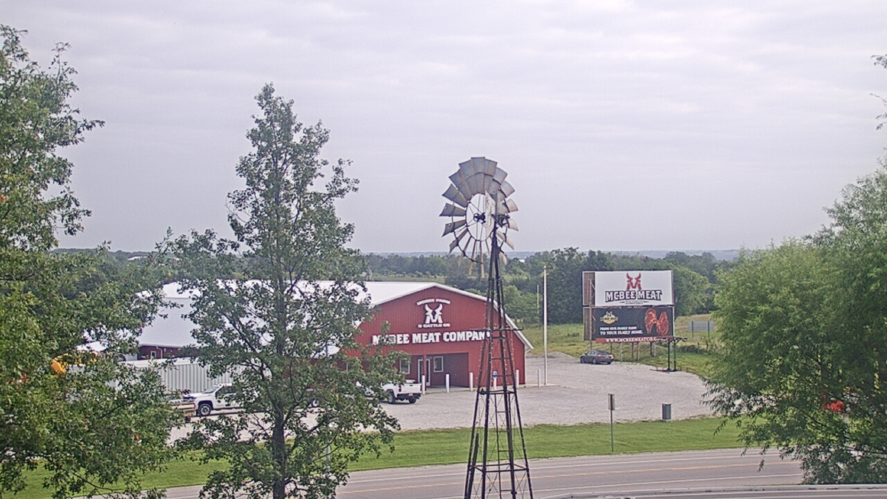 Thumbnail for current weather camera view from Amish Country Store in Lamoni, Iowa