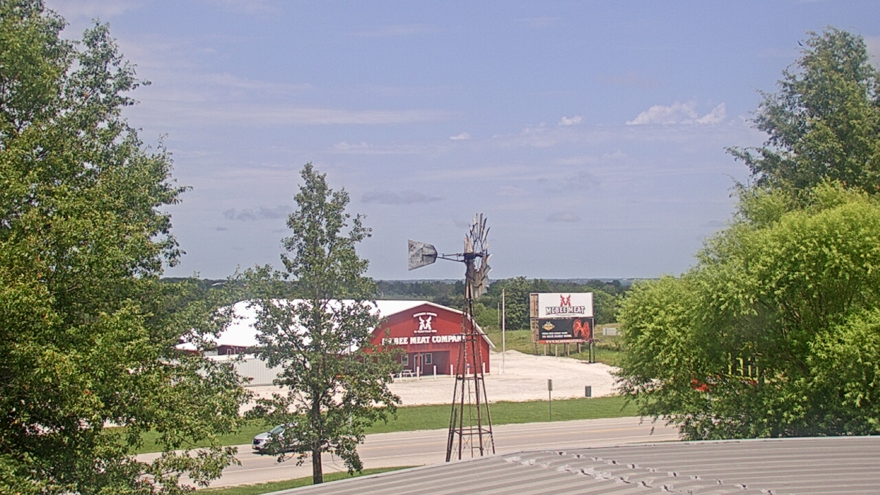 Thumbnail for current weather camera view from Amish Country Store in Lamoni, Iowa