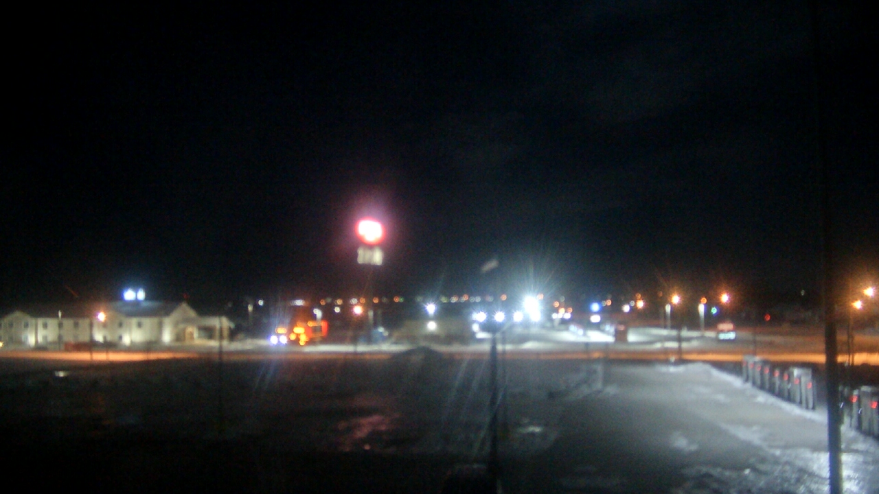 Thumbnail for current weather camera view from Amish Country Store in Lamoni, Iowa