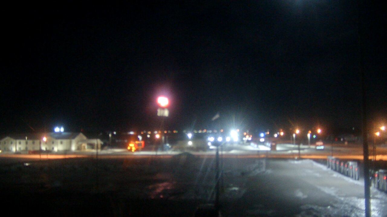 Thumbnail for current weather camera view from Amish Country Store in Lamoni, Iowa