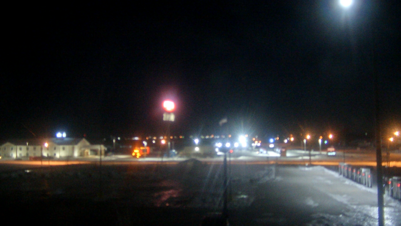 Thumbnail for current weather camera view from Amish Country Store in Lamoni, Iowa