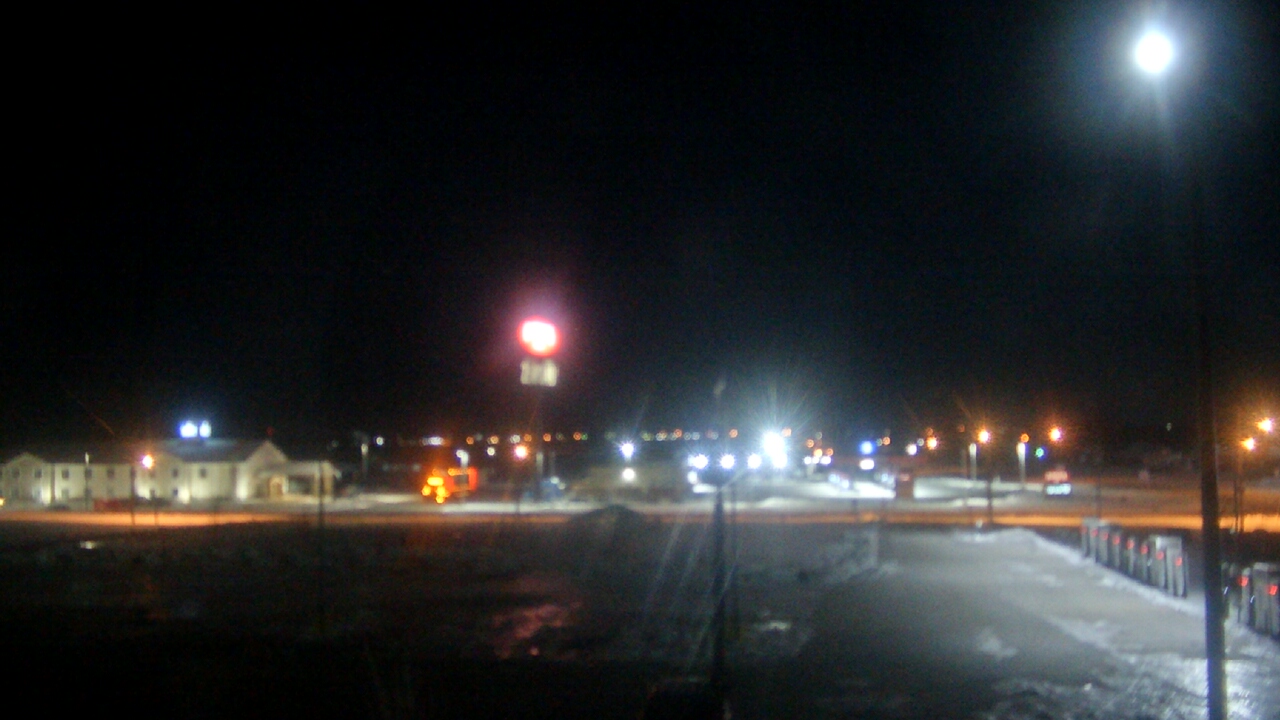Thumbnail for current weather camera view from Amish Country Store in Lamoni, Iowa