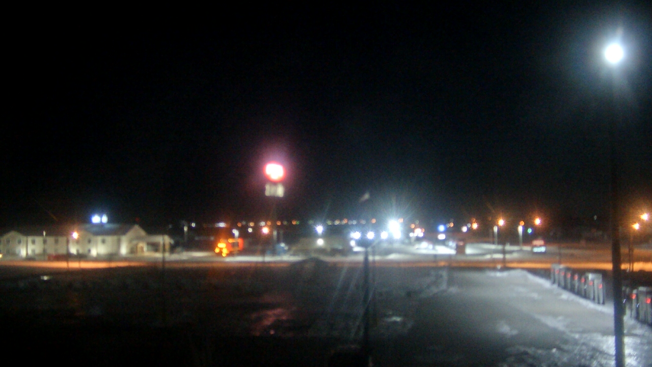 Thumbnail for current weather camera view from Amish Country Store in Lamoni, Iowa