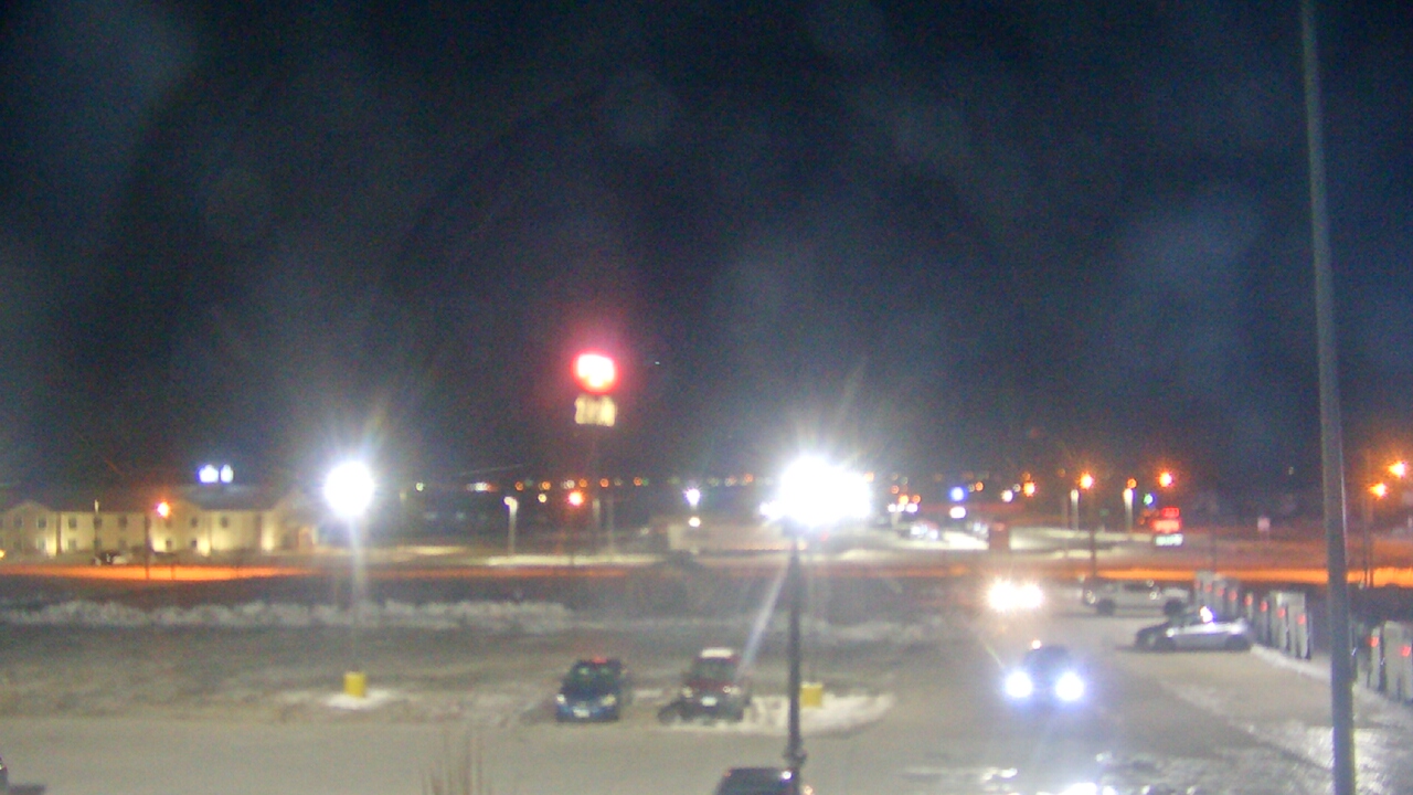 Thumbnail for current weather camera view from Amish Country Store in Lamoni, Iowa