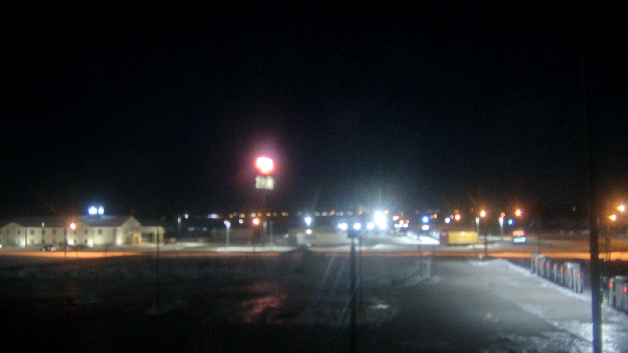 Thumbnail for current weather camera view from Amish Country Store in Lamoni, Iowa