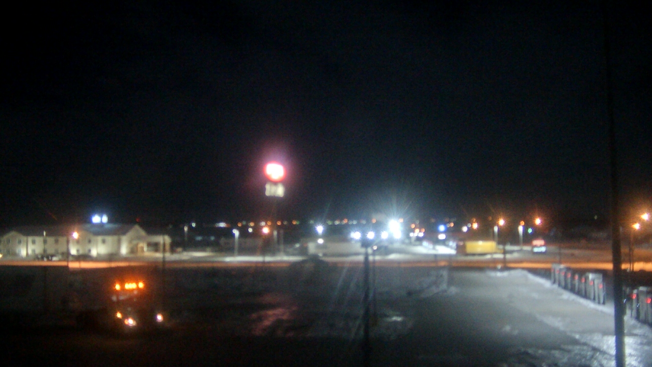 Thumbnail for current weather camera view from Amish Country Store in Lamoni, Iowa