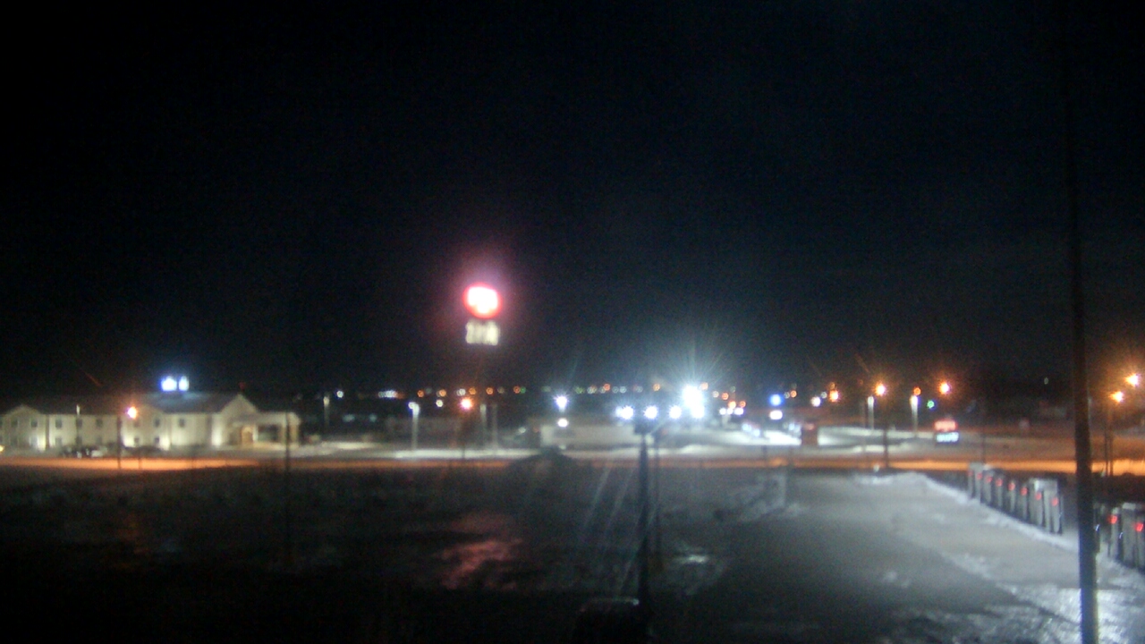 Thumbnail for current weather camera view from Amish Country Store in Lamoni, Iowa