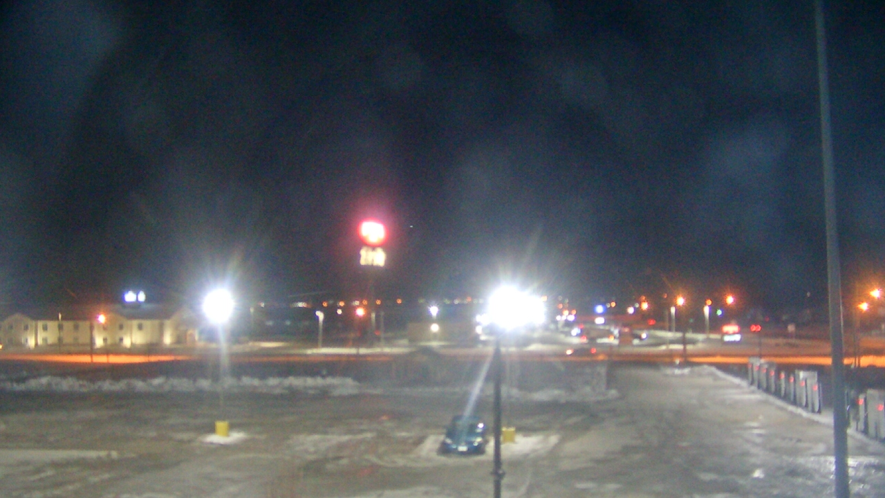 Thumbnail for current weather camera view from Amish Country Store in Lamoni, Iowa