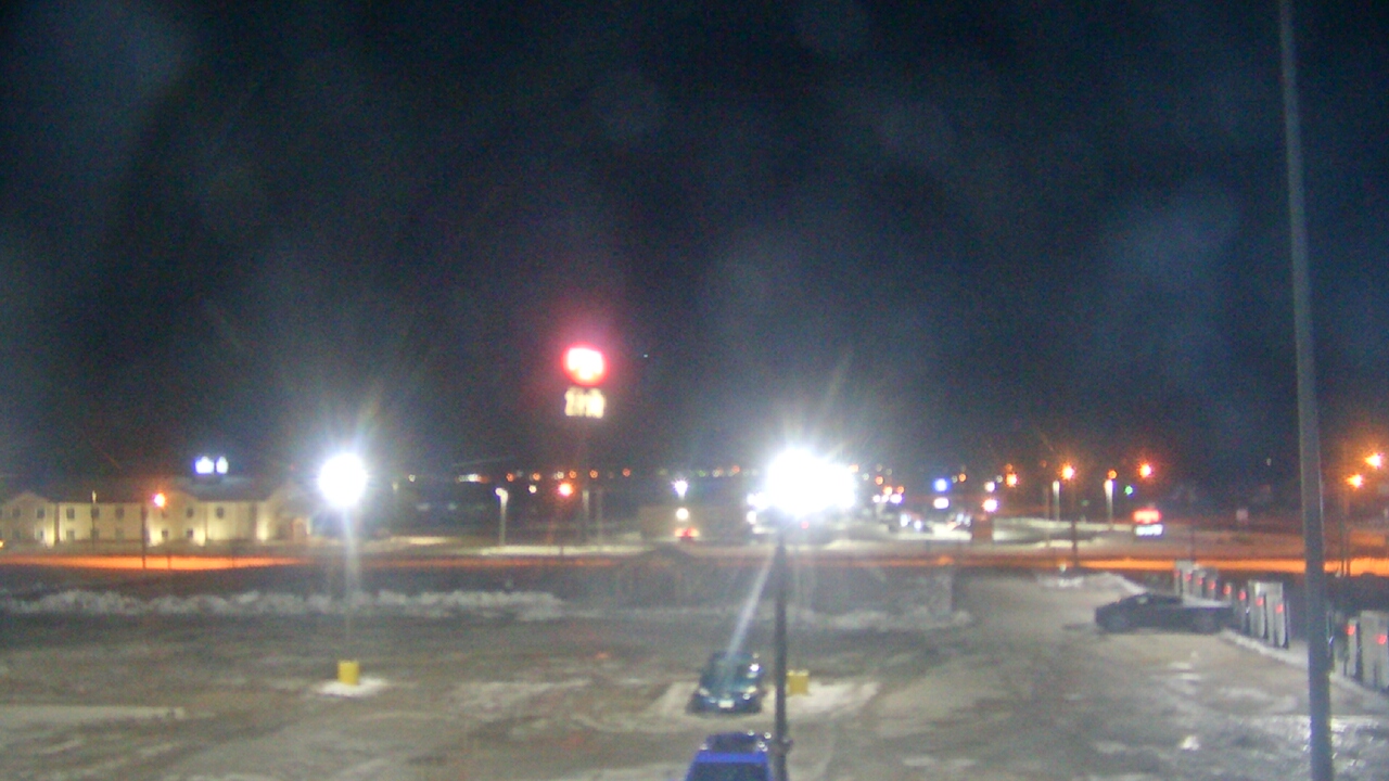 Thumbnail for current weather camera view from Amish Country Store in Lamoni, Iowa