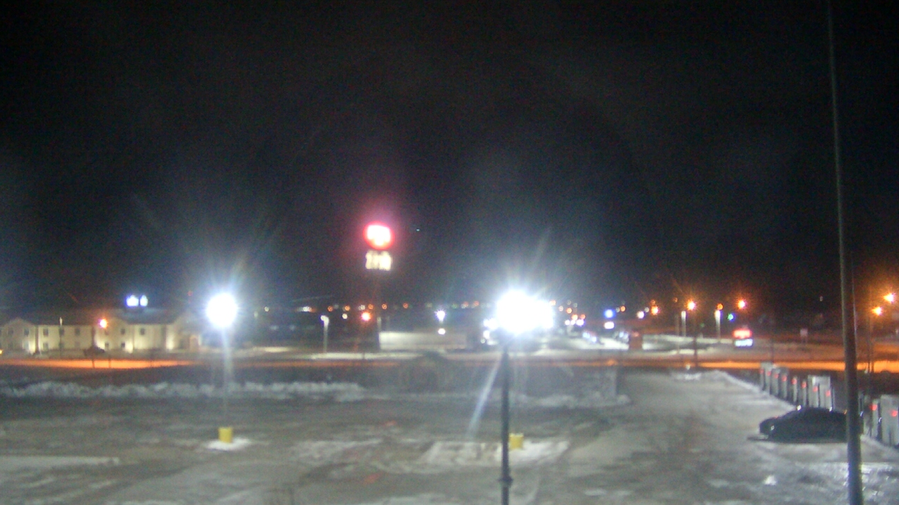 Thumbnail for current weather camera view from Amish Country Store in Lamoni, Iowa