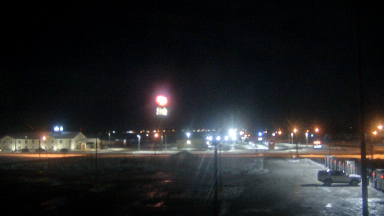 Thumbnail for current weather camera view from Amish Country Store in Lamoni, Iowa