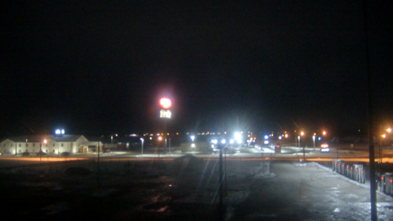 Thumbnail for current weather camera view from Amish Country Store in Lamoni, Iowa