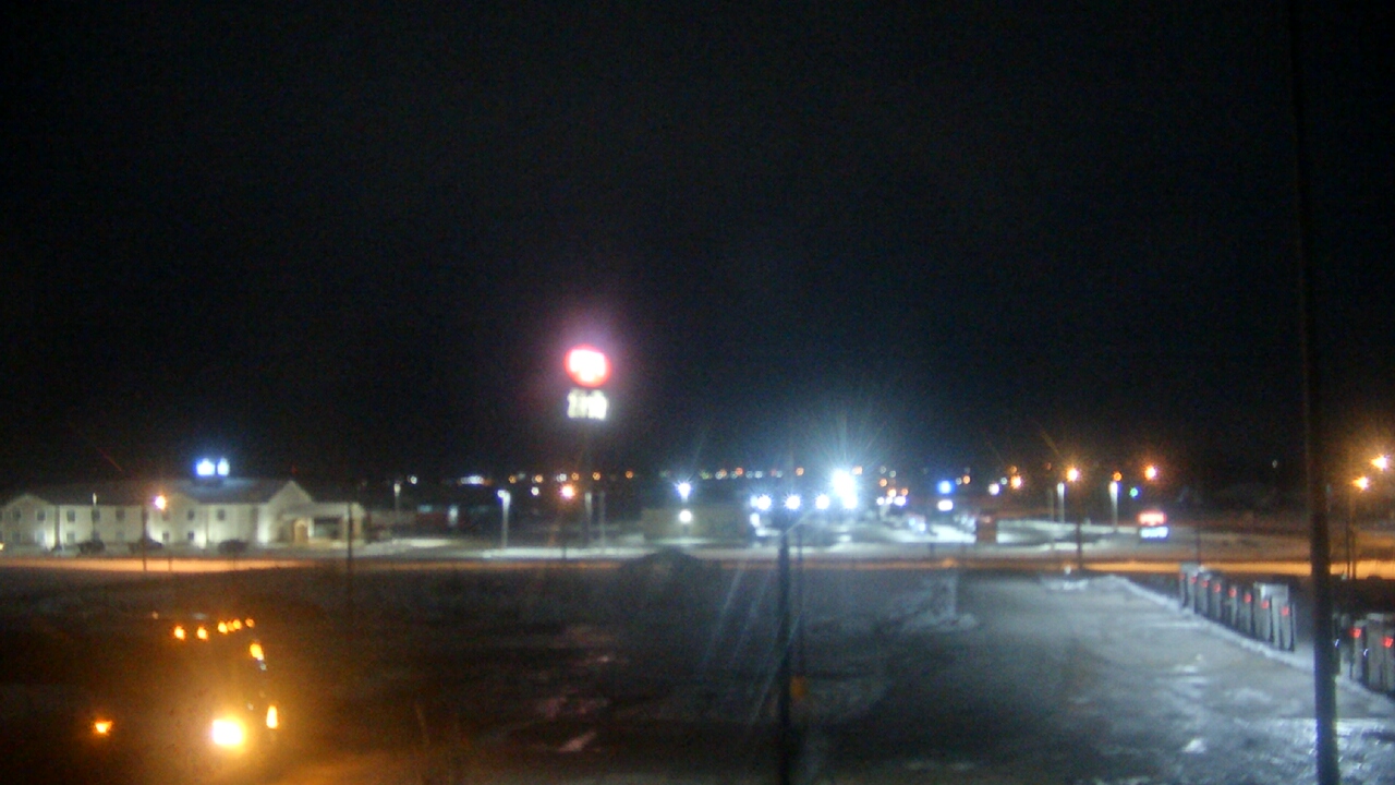 Thumbnail for current weather camera view from Amish Country Store in Lamoni, Iowa