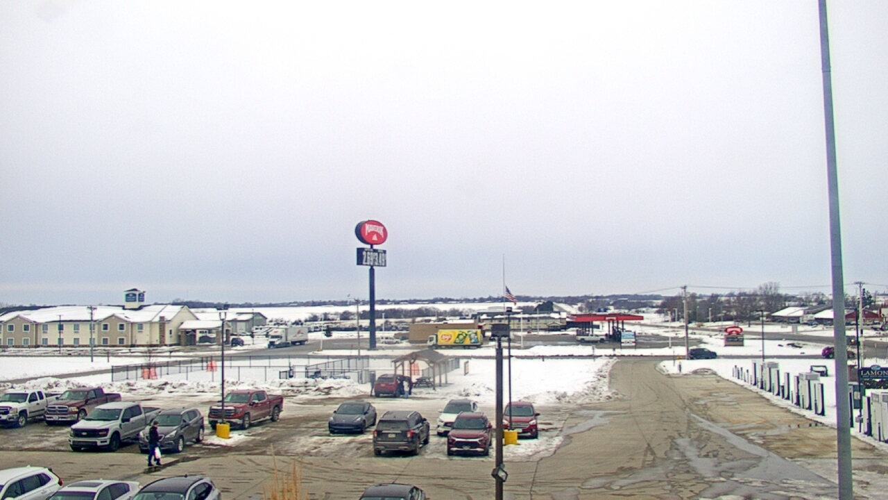 Thumbnail for current weather camera view from Amish Country Store in Lamoni, Iowa