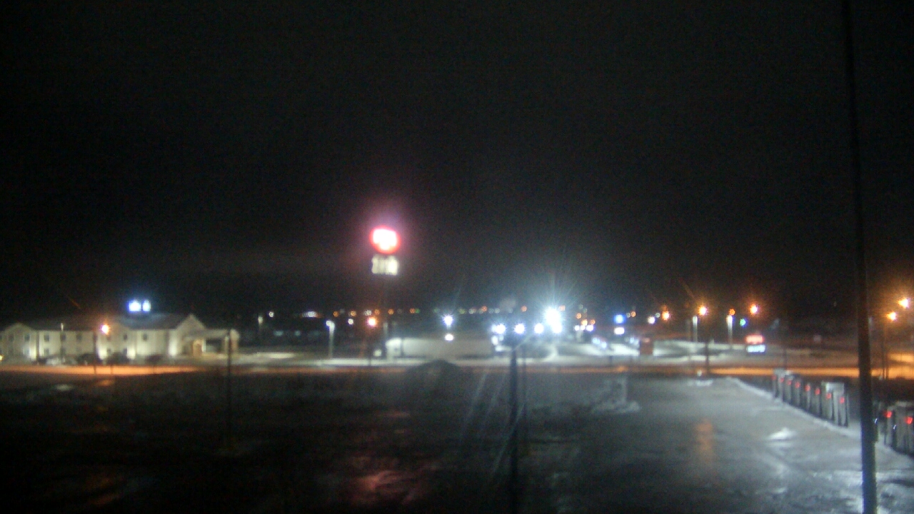 Thumbnail for current weather camera view from Amish Country Store in Lamoni, Iowa