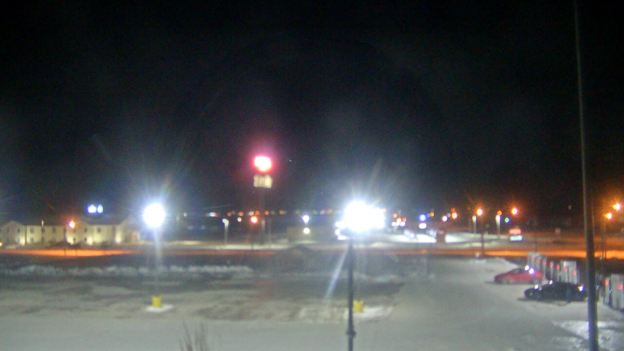 Thumbnail for current weather camera view from Amish Country Store in Lamoni, Iowa