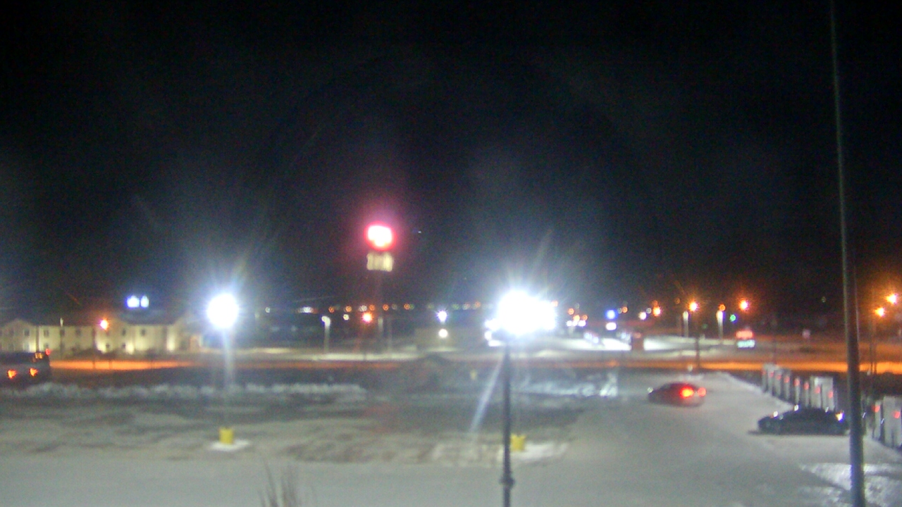 Thumbnail for current weather camera view from Amish Country Store in Lamoni, Iowa