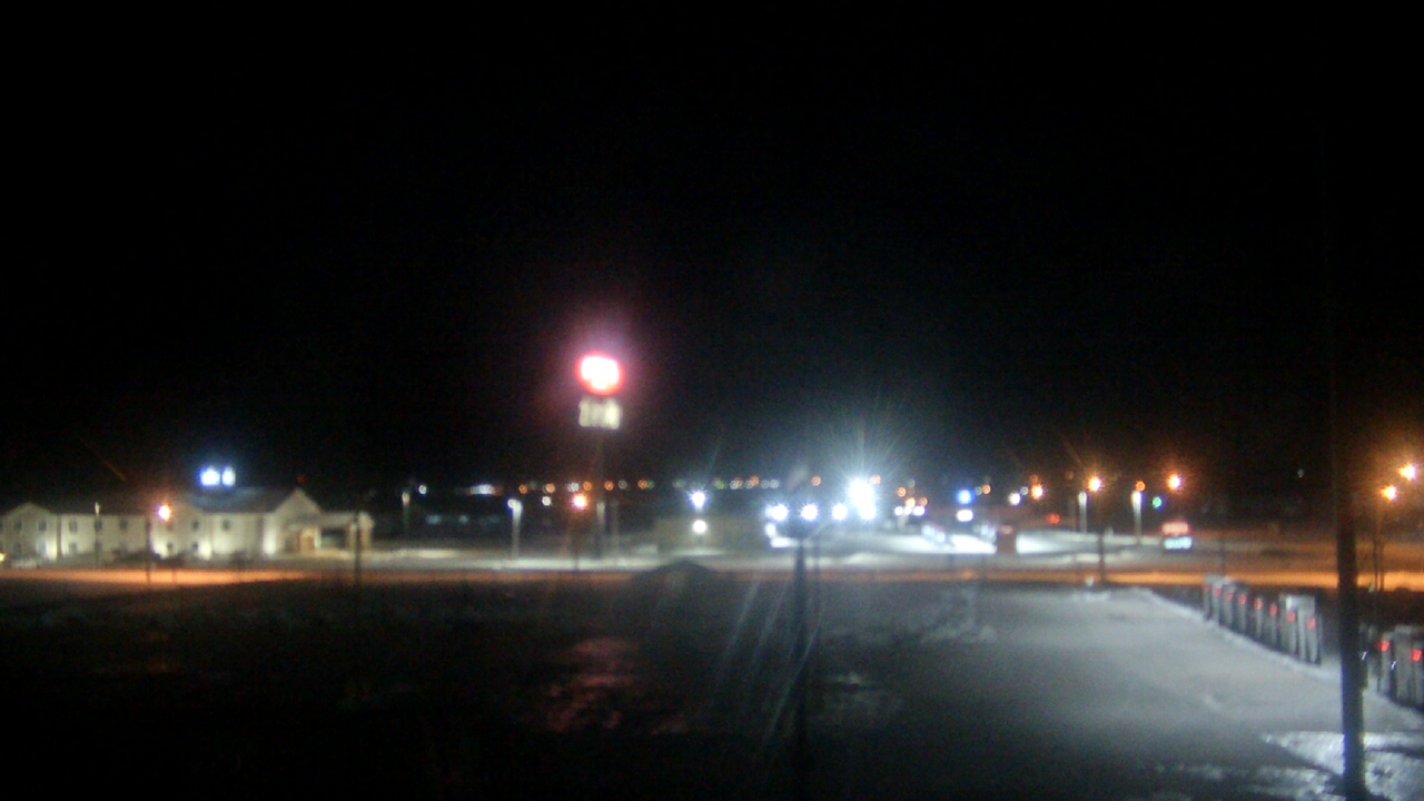 Thumbnail for current weather camera view from Amish Country Store in Lamoni, Iowa