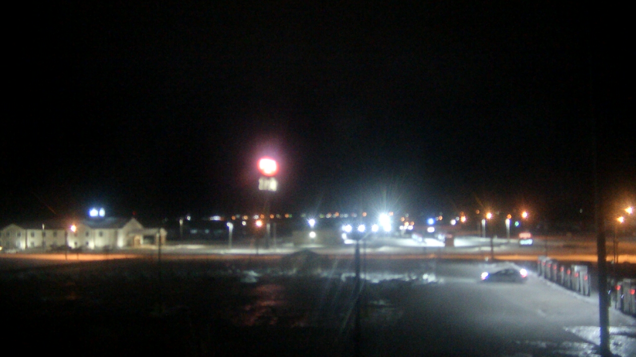 Thumbnail for current weather camera view from Amish Country Store in Lamoni, Iowa