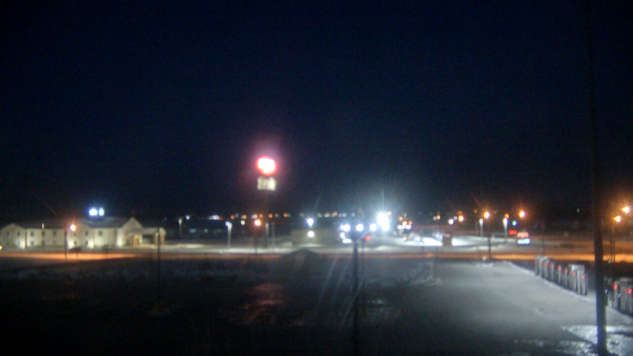 Thumbnail for current weather camera view from Amish Country Store in Lamoni, Iowa