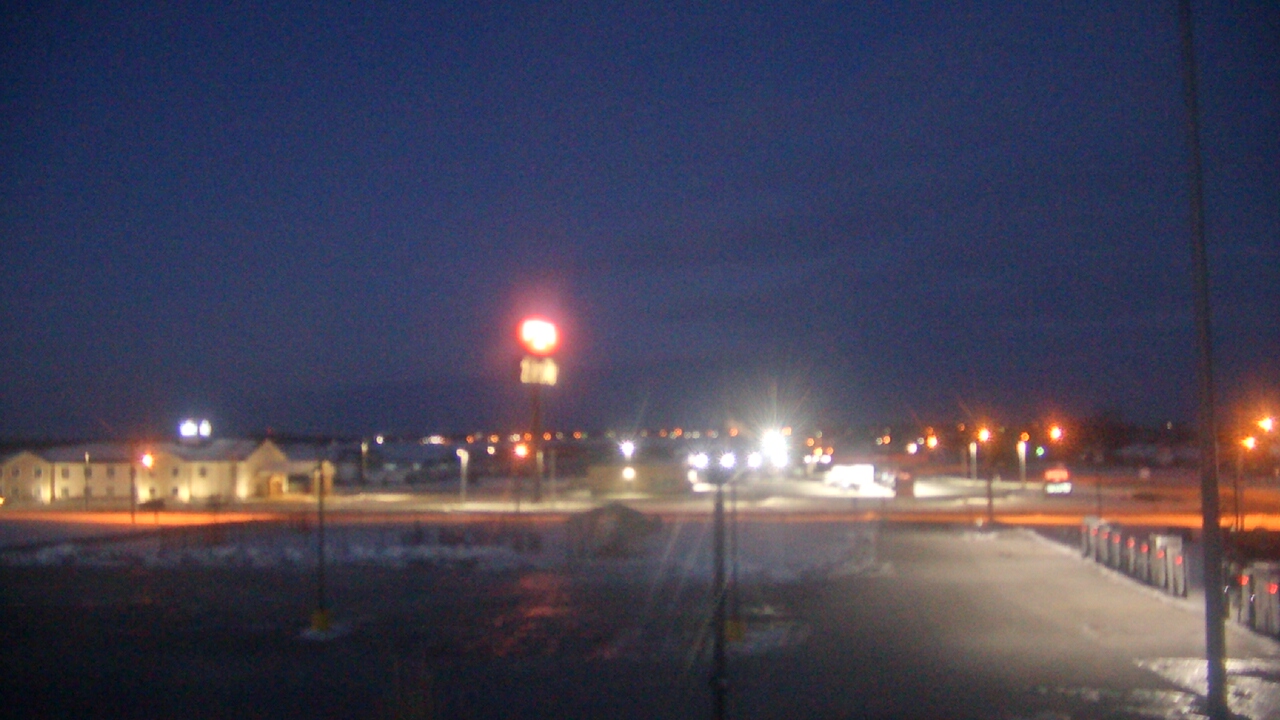 Thumbnail for current weather camera view from Amish Country Store in Lamoni, Iowa