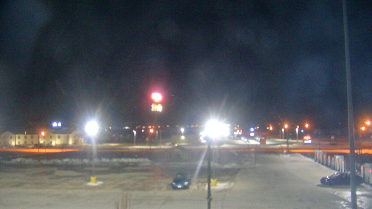 Thumbnail for current weather camera view from Amish Country Store in Lamoni, Iowa