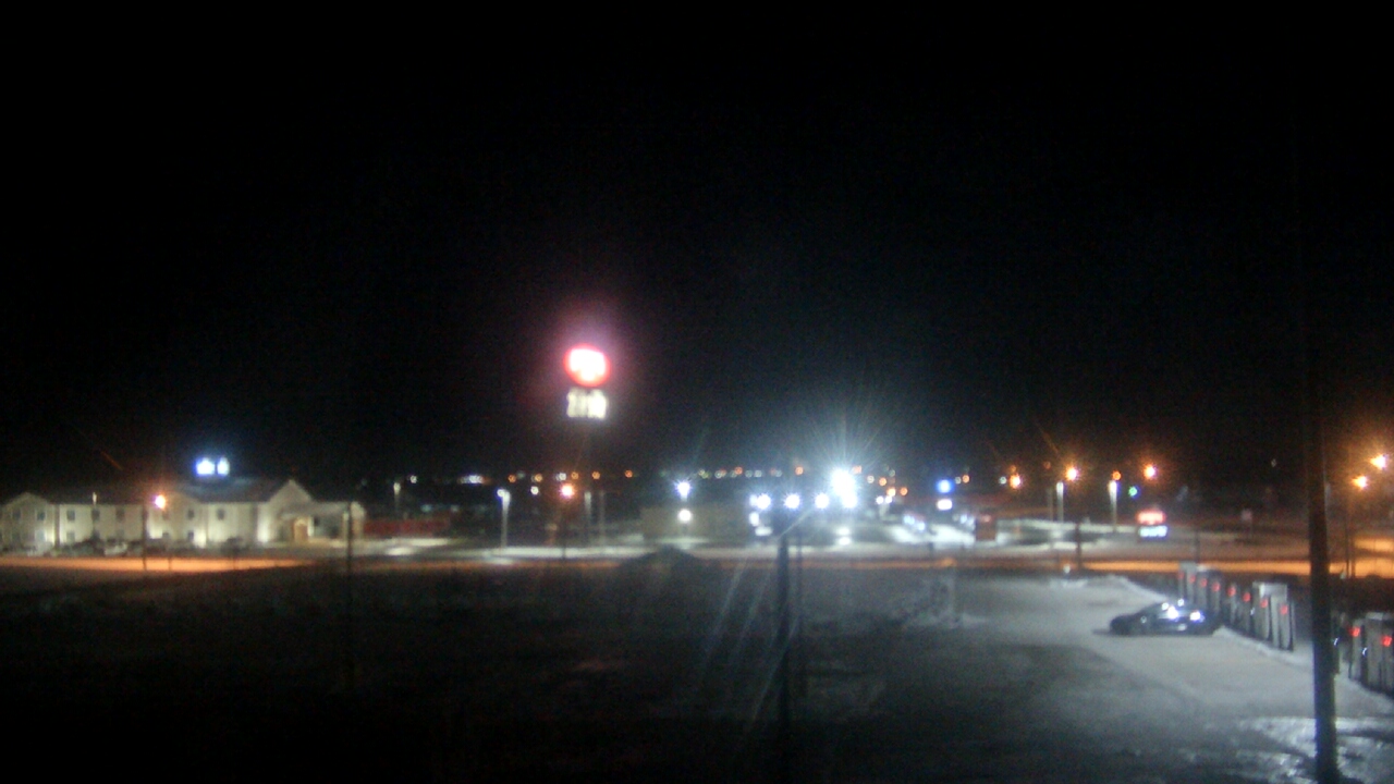 Thumbnail for current weather camera view from Amish Country Store in Lamoni, Iowa