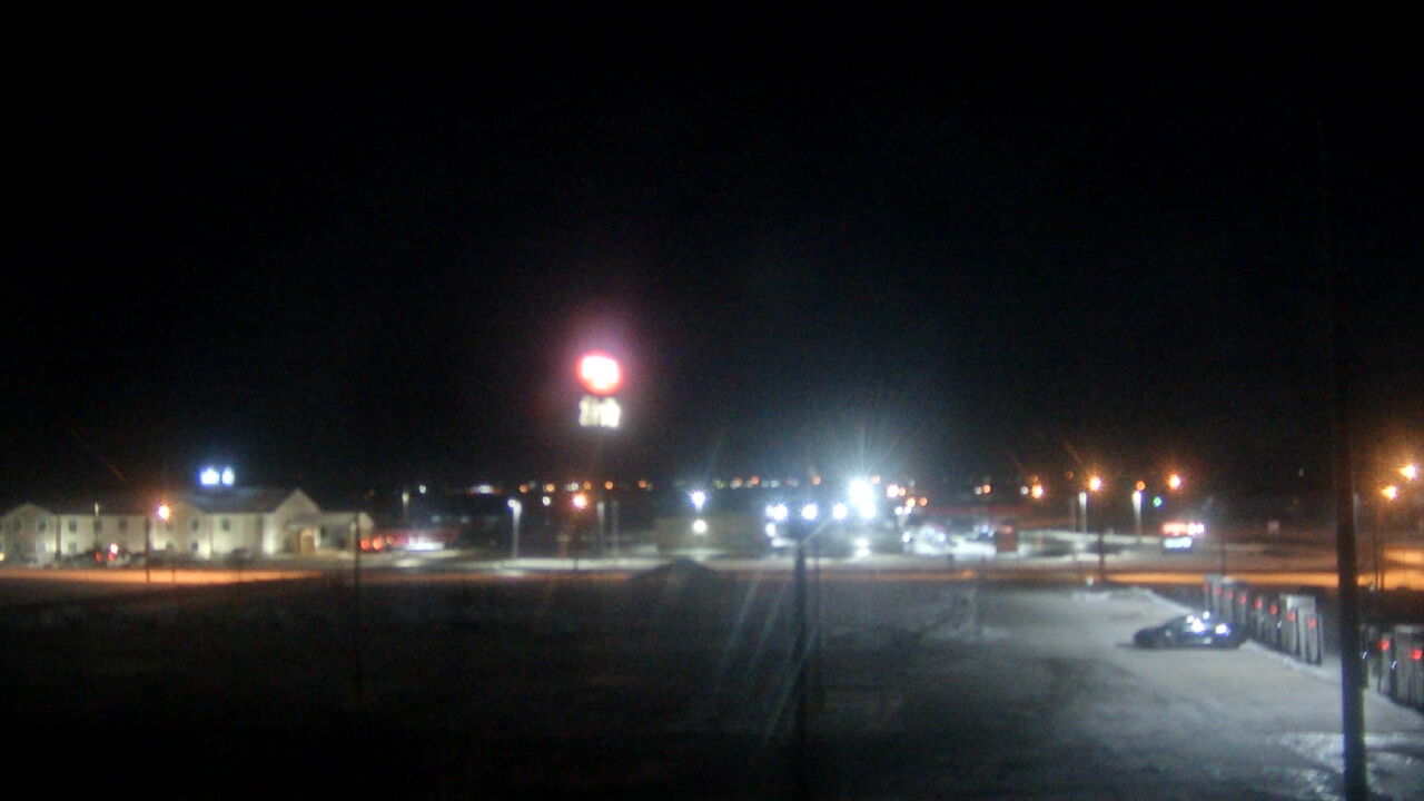 Thumbnail for current weather camera view from Amish Country Store in Lamoni, Iowa