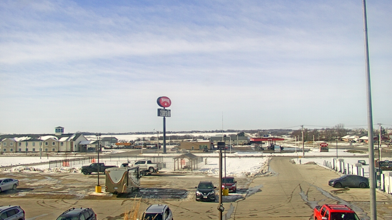 Thumbnail for current weather camera view from Amish Country Store in Lamoni, Iowa