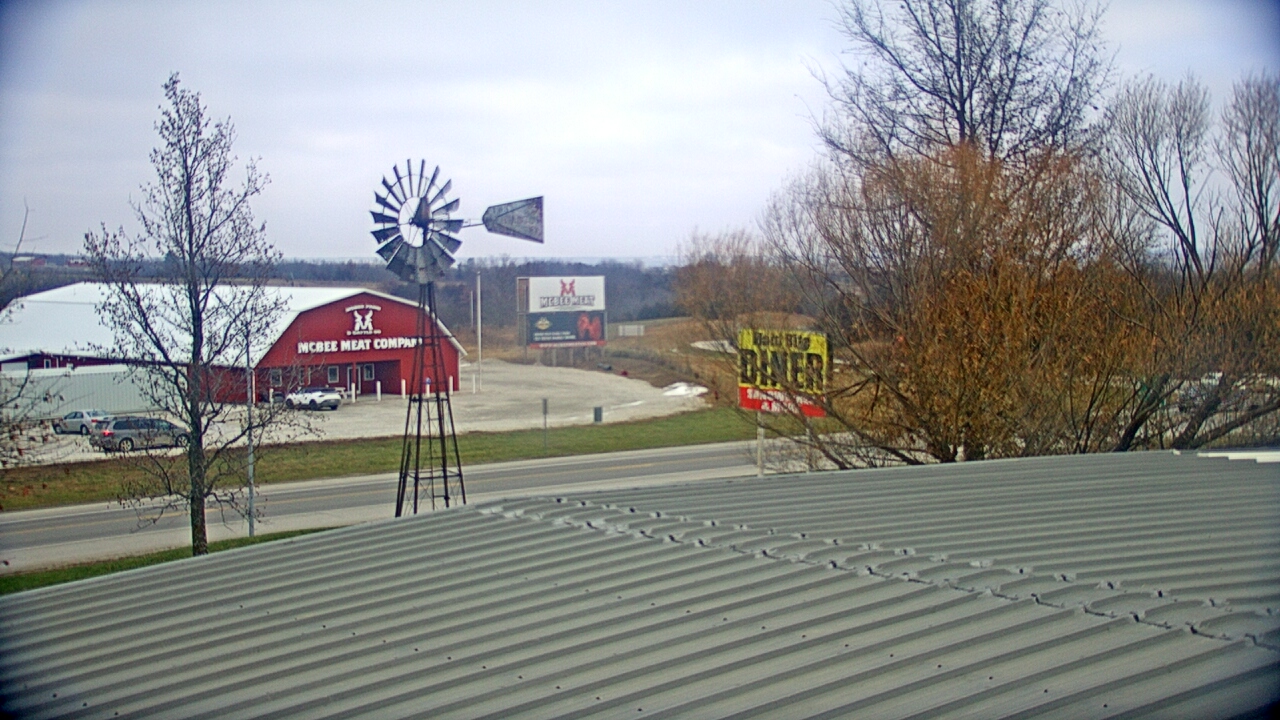 Thumbnail for current weather camera view from Amish Country Store in Lamoni, Iowa