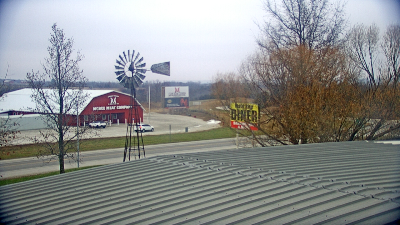 Thumbnail for current weather camera view from Amish Country Store in Lamoni, Iowa