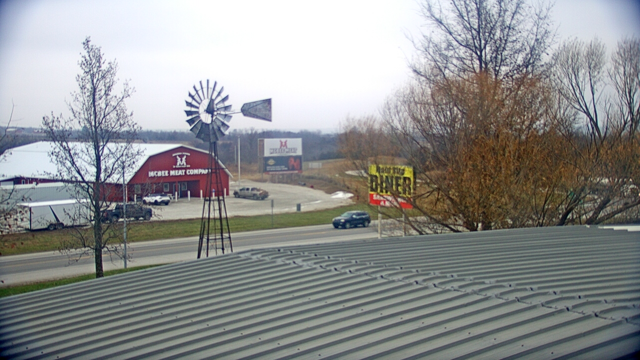 Thumbnail for current weather camera view from Amish Country Store in Lamoni, Iowa