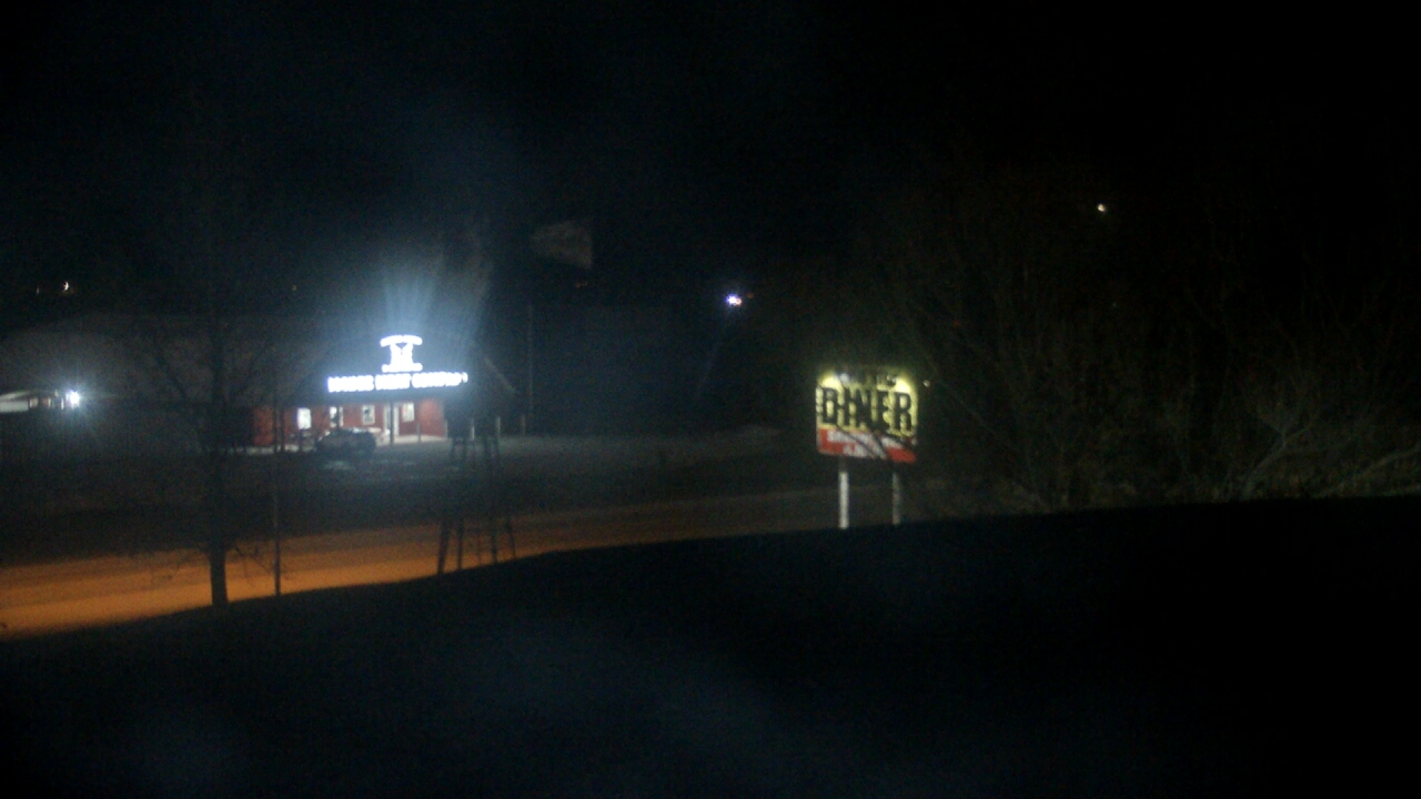 Thumbnail for current weather camera view from Amish Country Store in Lamoni, Iowa